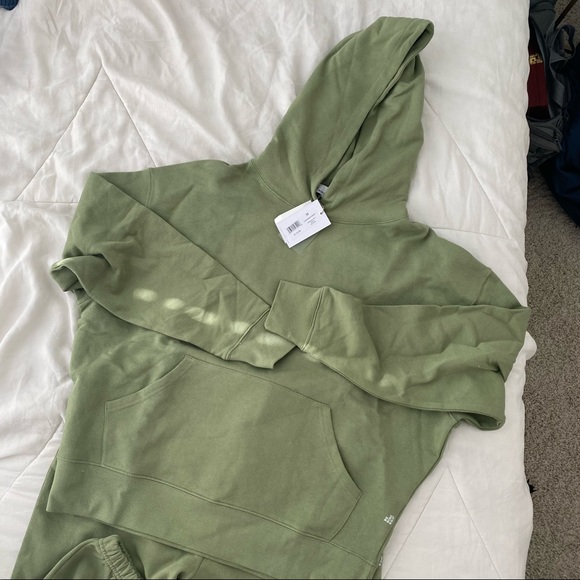 NWT WeWoreWhat sage green SET of hoodie and sweatpants - Picture 11 of 12